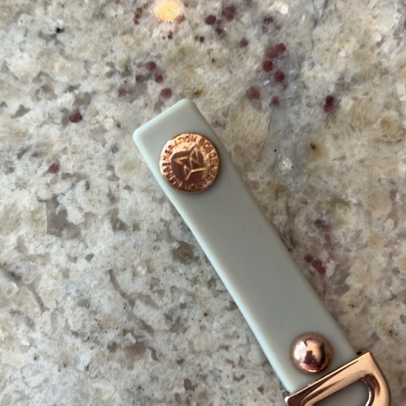 BCBG DREAM BRACELET - Picture 3 of 4